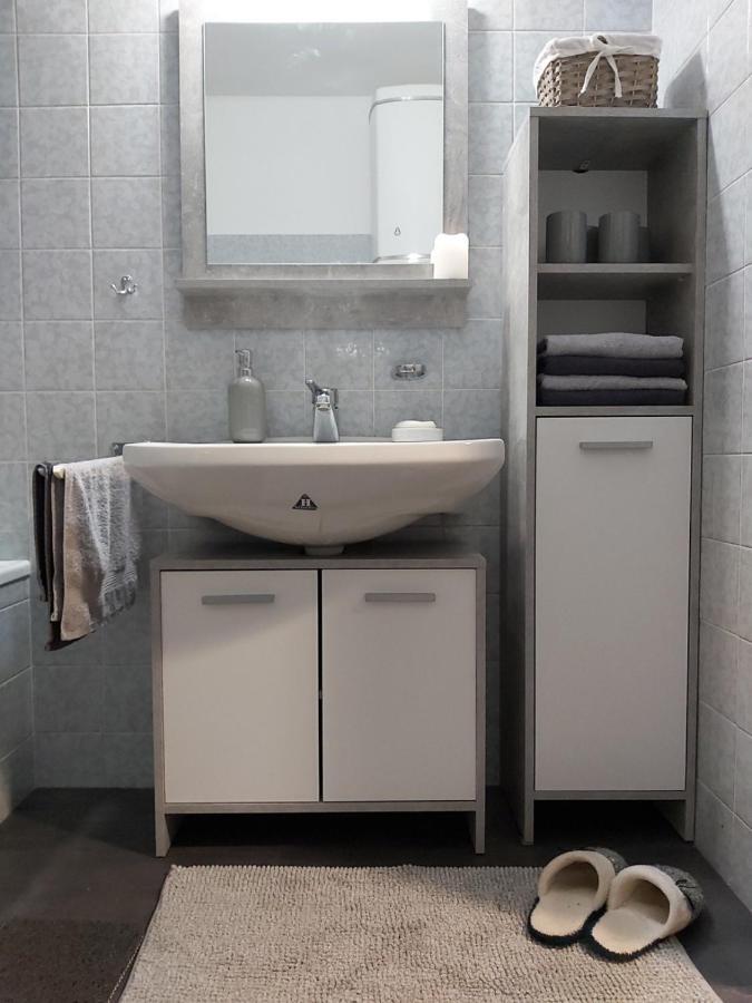 Korlape Apartman 4.2 Вольфсберг Экстерьер фото